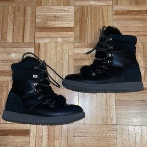 UGG Waterproof Viki Fashion Leather Boots. Size 9.